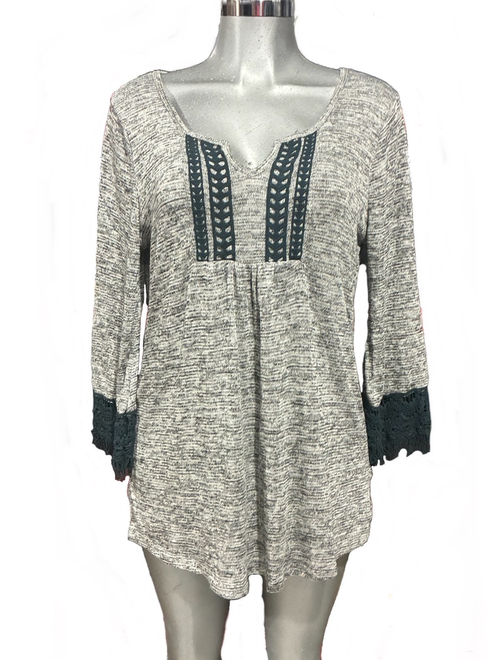 One World Knit Tunic Top Marble Gray Crochet Details Fringe Cuffs Large Bohemian